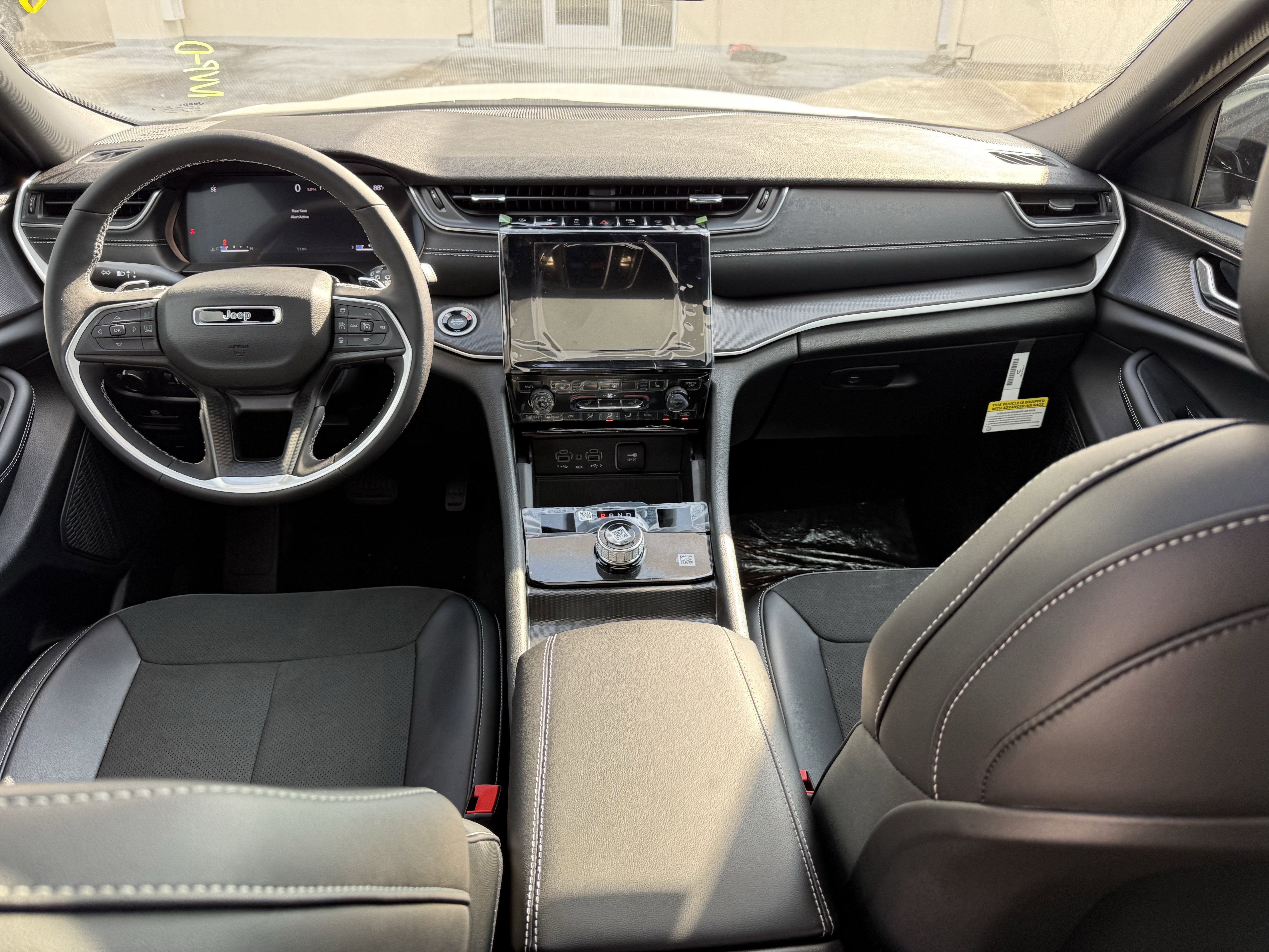 2025 Jeep Grand Cherokee GRAND CHEROKEE ALTITUDE X 4X2