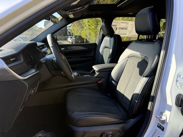 2025 Jeep Grand Cherokee GRAND CHEROKEE ALTITUDE X 4X2