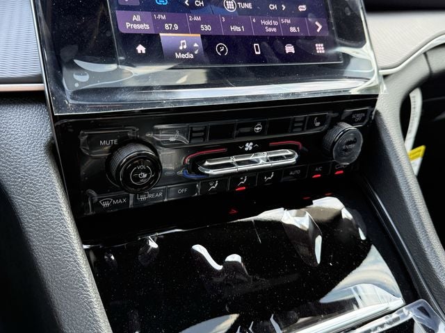 2025 Jeep Grand Cherokee GRAND CHEROKEE LAREDO X 4X2