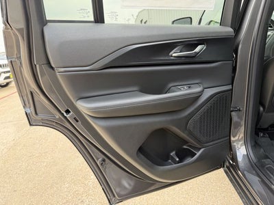2026 Jeep Grand Cherokee GRAND CHEROKEE LAREDO X 4X2
