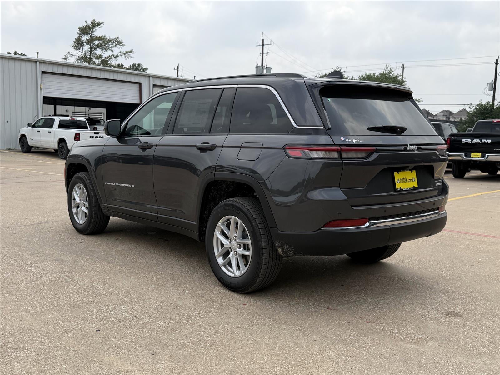 2026 Jeep Grand Cherokee GRAND CHEROKEE LAREDO X 4X2