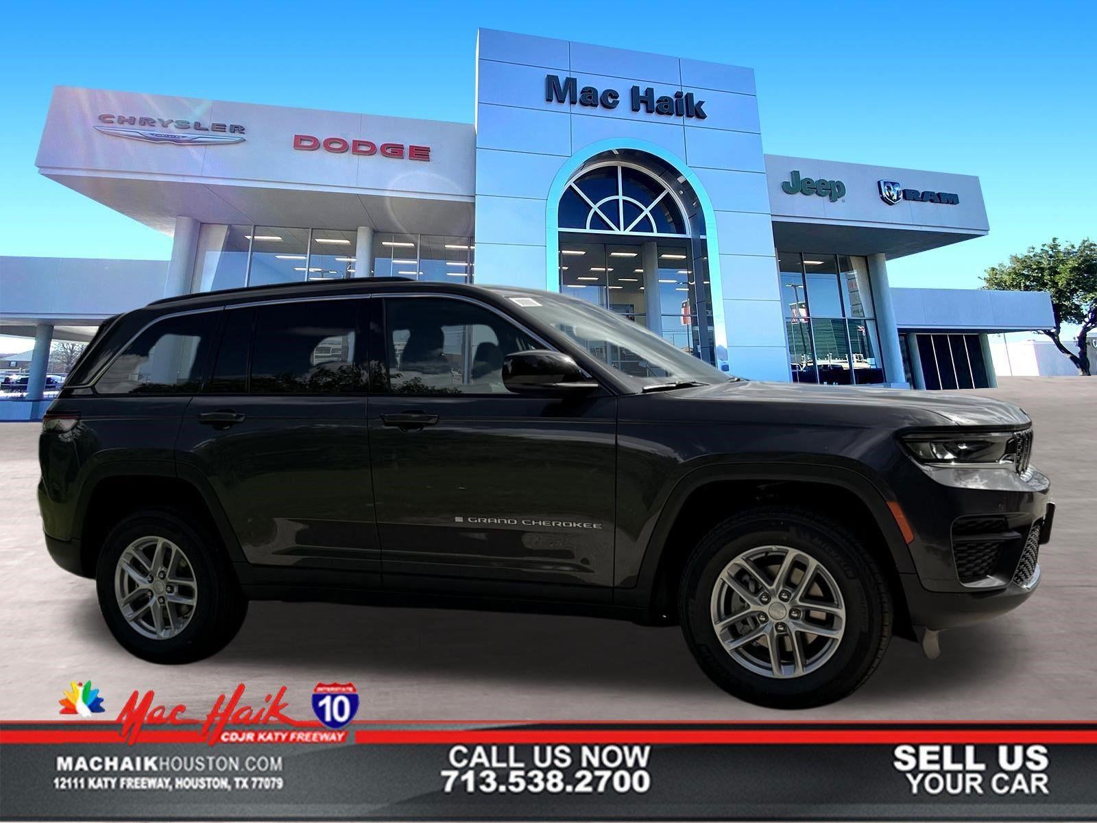 2026 Jeep Grand Cherokee Laredo's photo