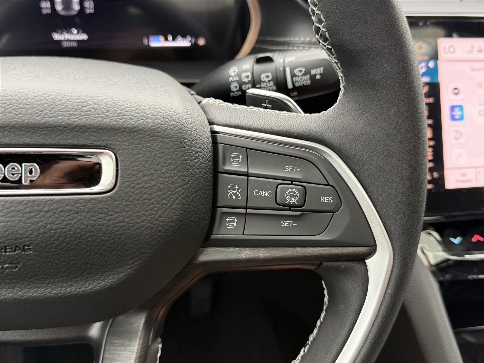 2026 Jeep Grand Cherokee GRAND CHEROKEE LAREDO ALTITUDE 4X2