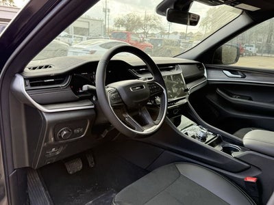 2026 Jeep Grand Cherokee GRAND CHEROKEE LAREDO ALTITUDE 4X2