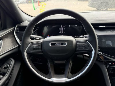 2026 Jeep Grand Cherokee GRAND CHEROKEE LAREDO ALTITUDE 4X2