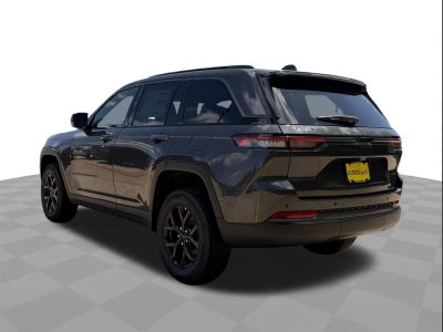 2026 Jeep Grand Cherokee Laredo Altitude