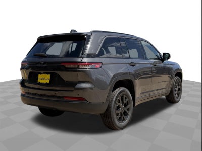 2026 Jeep Grand Cherokee Laredo Altitude