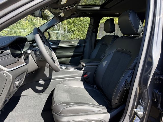 2026 Jeep Grand Cherokee GRAND CHEROKEE LAREDO ALTITUDE 4X2