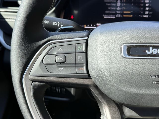 2026 Jeep Grand Cherokee GRAND CHEROKEE LAREDO ALTITUDE 4X2