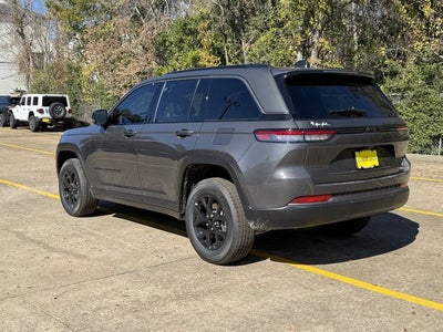 2026 Jeep Grand Cherokee GRAND CHEROKEE LAREDO ALTITUDE 4X2
