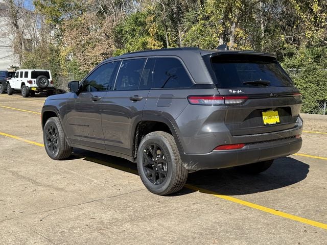 2026 Jeep Grand Cherokee GRAND CHEROKEE LAREDO ALTITUDE 4X2