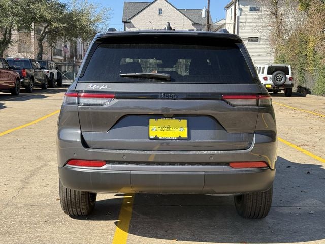 2026 Jeep Grand Cherokee GRAND CHEROKEE LAREDO ALTITUDE 4X2