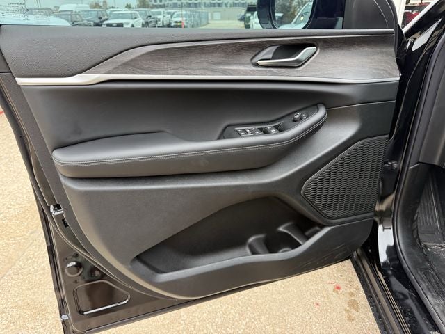 2026 Jeep Grand Cherokee GRAND CHEROKEE ALTITUDE 4X2