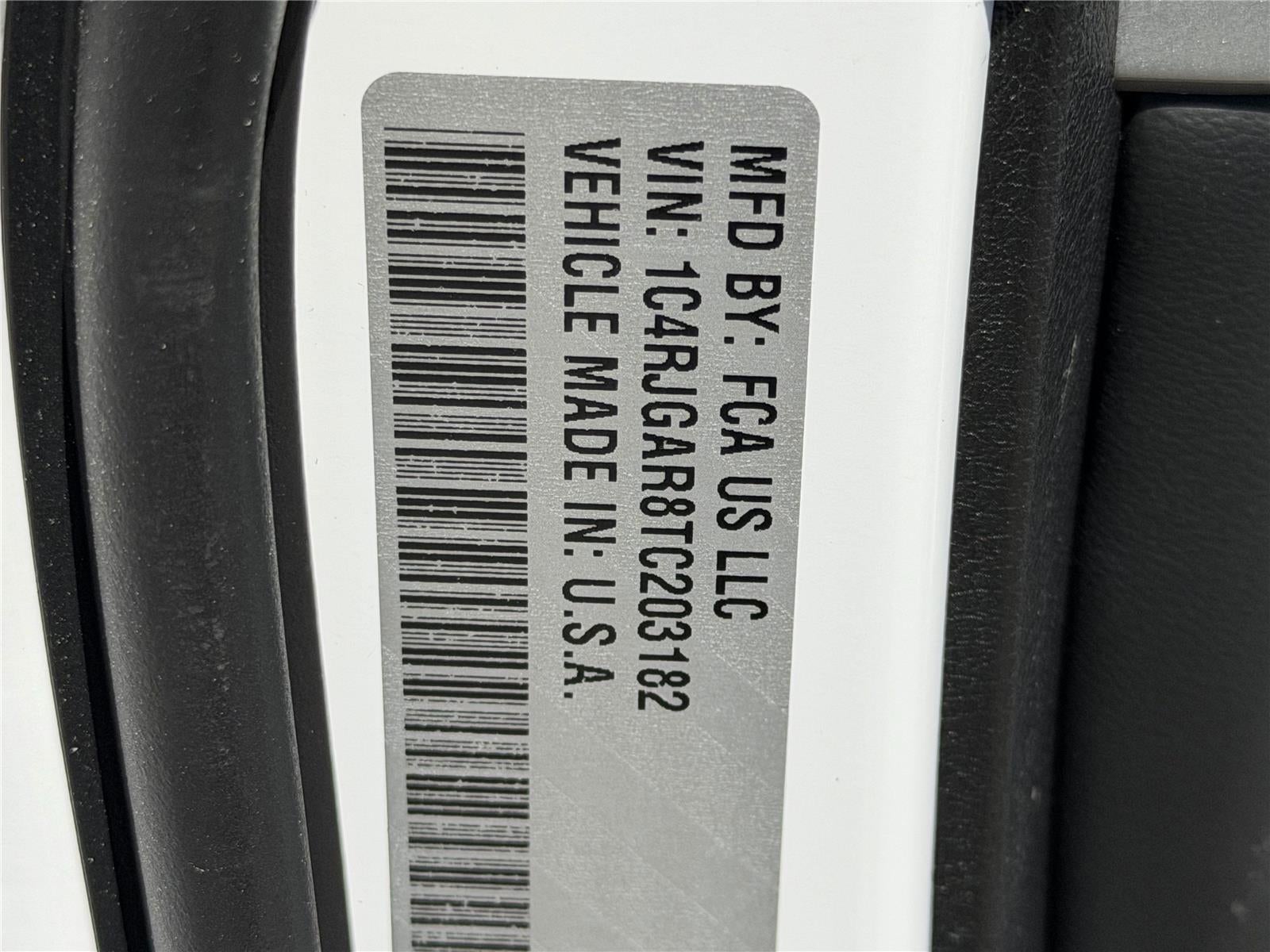 2026 Jeep Grand Cherokee GRAND CHEROKEE LAREDO ALTITUDE 4X2