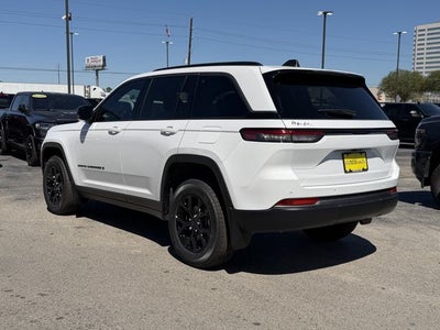 2026 Jeep Grand Cherokee GRAND CHEROKEE LAREDO ALTITUDE 4X2