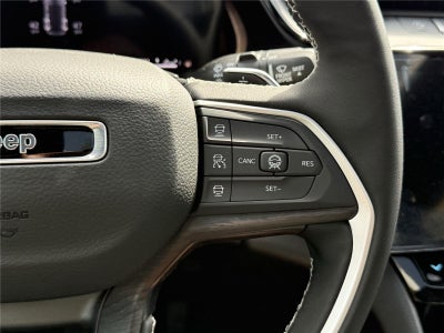 2026 Jeep Grand Cherokee Laredo Altitude