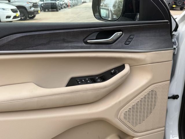 2025 Jeep Grand Cherokee GRAND CHEROKEE LIMITED 4X2