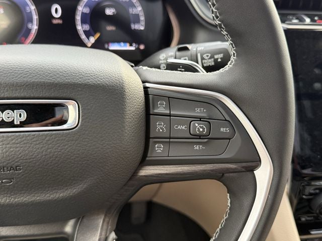 2025 Jeep Grand Cherokee GRAND CHEROKEE LIMITED 4X2