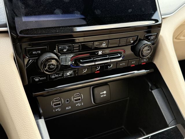 2025 Jeep Grand Cherokee GRAND CHEROKEE LIMITED 4X2