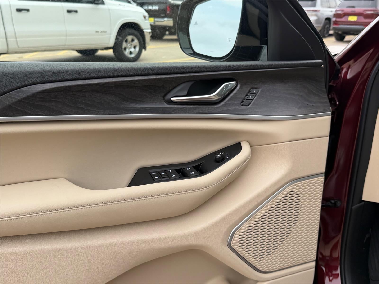 2026 Jeep Grand Cherokee GRAND CHEROKEE LIMITED 4X2