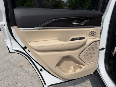 2026 Jeep Grand Cherokee GRAND CHEROKEE LIMITED 4X2