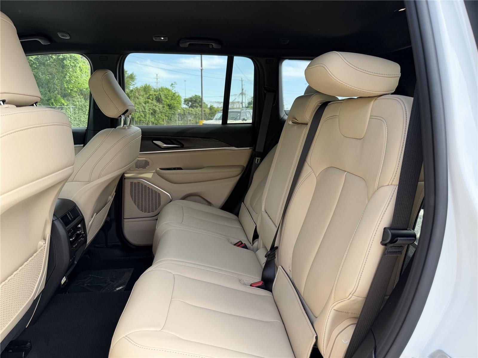 2026 Jeep Grand Cherokee GRAND CHEROKEE LIMITED 4X2