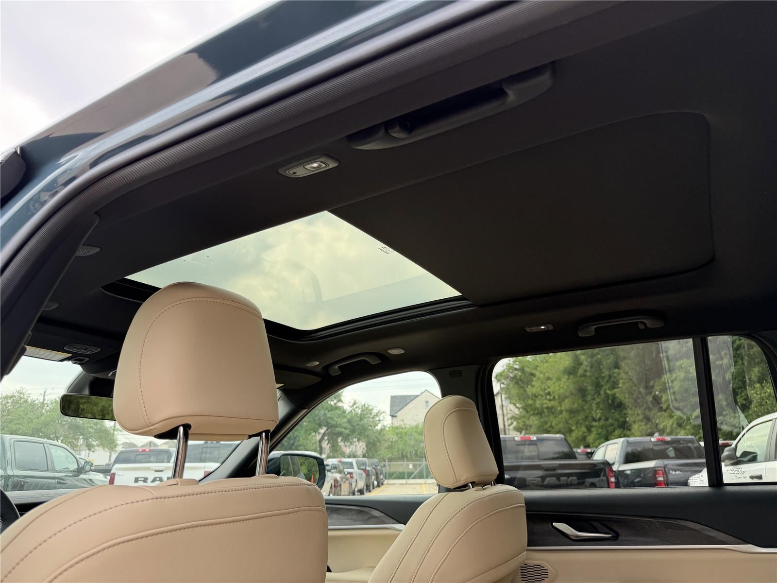 2026 Jeep Grand Cherokee GRAND CHEROKEE LIMITED 4X2