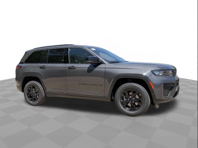 2026 Jeep Grand Cherokee Laredo Altitude