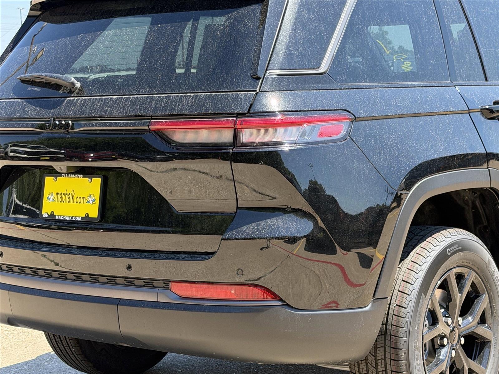 2026 Jeep Grand Cherokee GRAND CHEROKEE LAREDO ALTITUDE 4X4