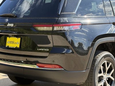 2025 Jeep Grand Cherokee GRAND CHEROKEE LIMITED 4X4