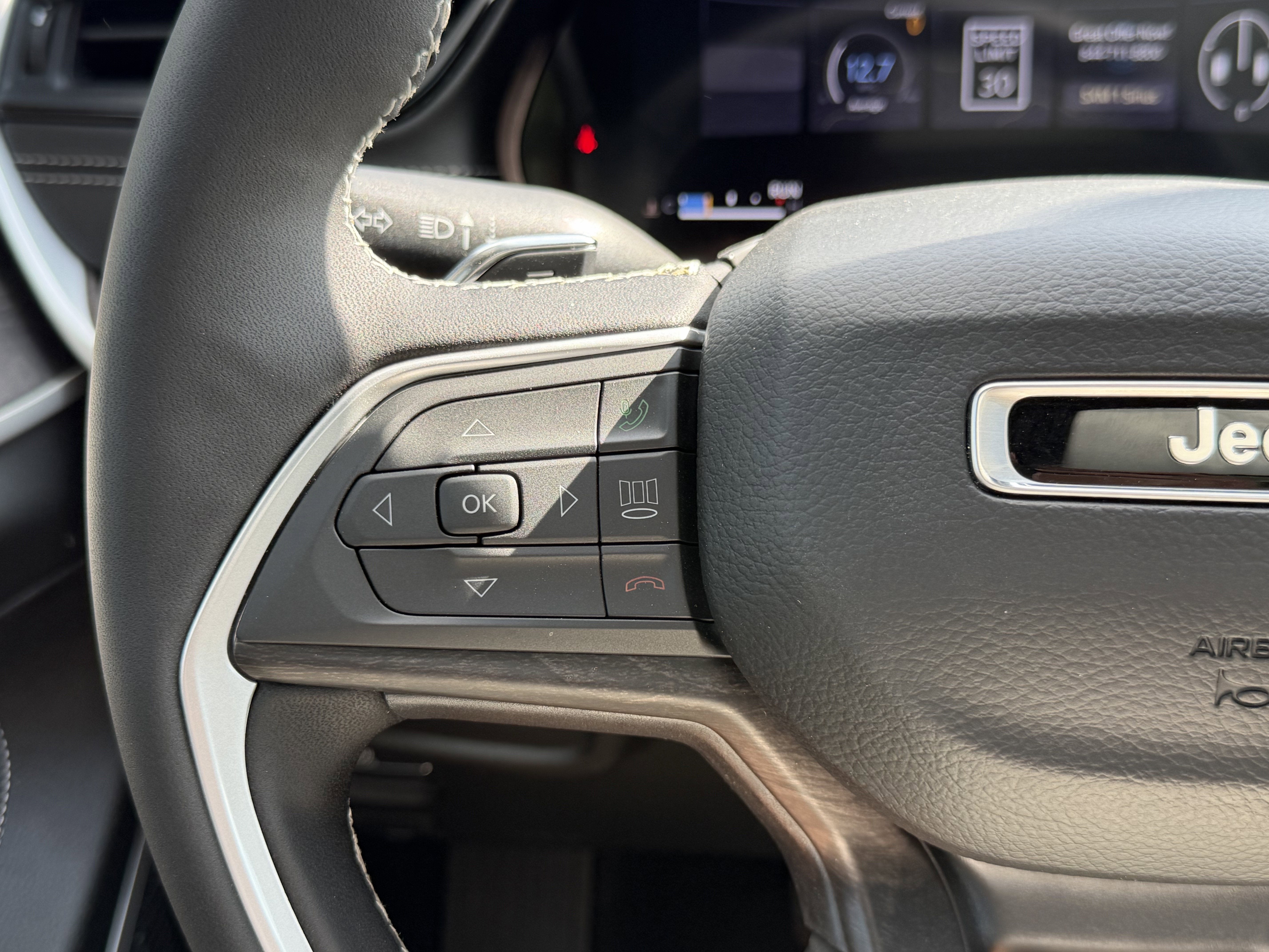 2026 Jeep Grand Cherokee GRAND CHEROKEE LIMITED RESERVE 4X4