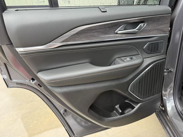 2025 Jeep Grand Cherokee GRAND CHEROKEE OVERLAND 4X4