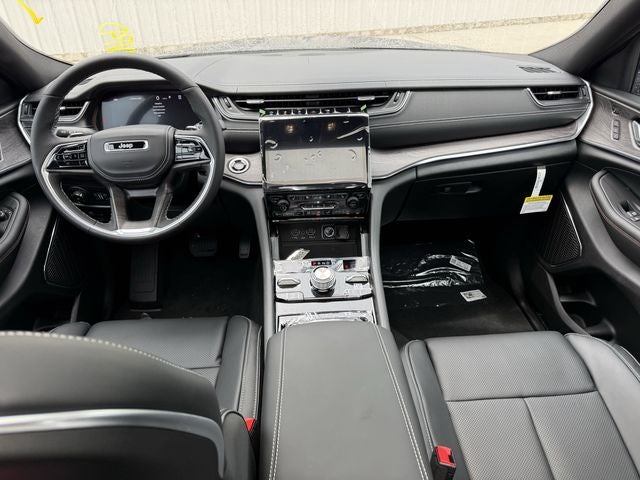 2025 Jeep Grand Cherokee GRAND CHEROKEE OVERLAND 4X4