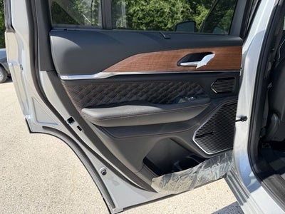 2026 Jeep Grand Cherokee GRAND CHEROKEE SUMMIT 4X4