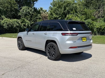 2026 Jeep Grand Cherokee GRAND CHEROKEE SUMMIT 4X4