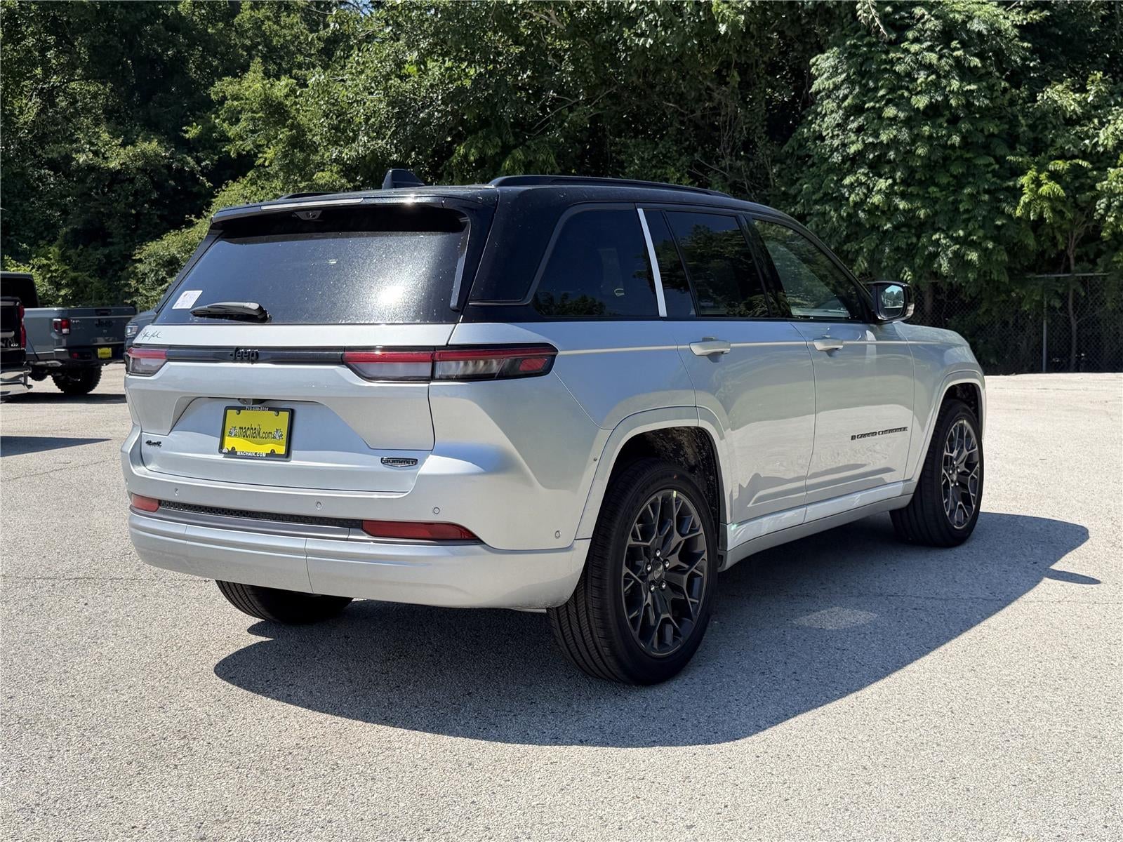 2026 Jeep Grand Cherokee GRAND CHEROKEE SUMMIT 4X4