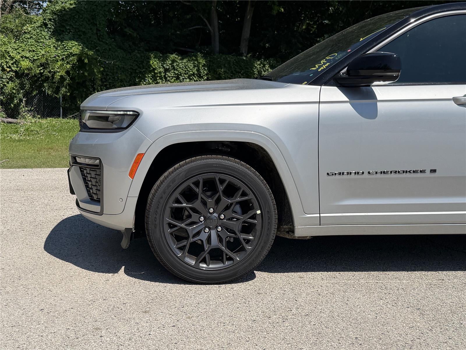 2026 Jeep Grand Cherokee GRAND CHEROKEE SUMMIT 4X4