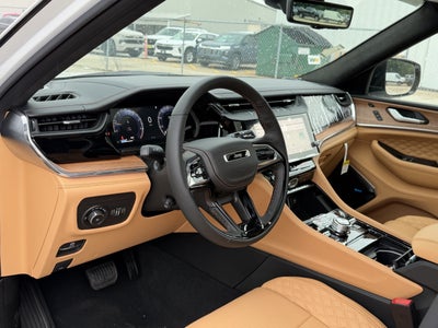 2026 Jeep Grand Cherokee Summit
