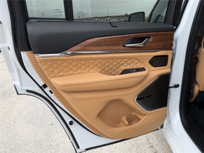 2026 Jeep Grand Cherokee Summit