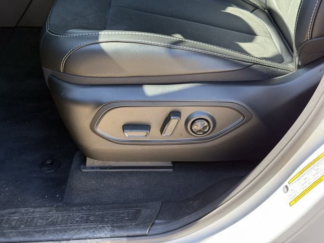 2025 Jeep Grand Cherokee L GRAND CHEROKEE L ALTITUDE X 4X2