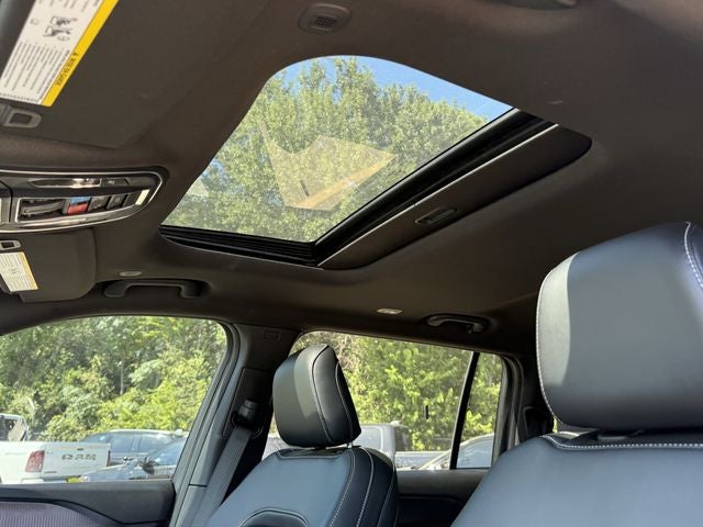 2025 Jeep Grand Cherokee L GRAND CHEROKEE L ALTITUDE X 4X2