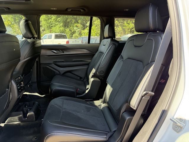 2025 Jeep Grand Cherokee L GRAND CHEROKEE L ALTITUDE X 4X2