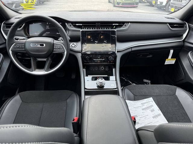 2025 Jeep Grand Cherokee L GRAND CHEROKEE L ALTITUDE X 4X2