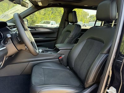 2025 Jeep Grand Cherokee L GRAND CHEROKEE L ALTITUDE X 4X2