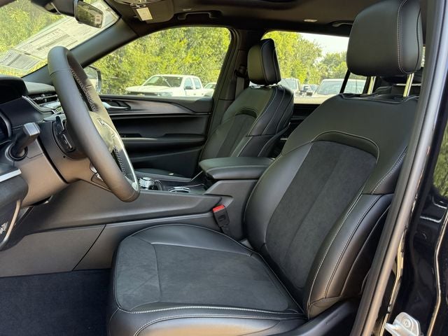 2025 Jeep Grand Cherokee L GRAND CHEROKEE L ALTITUDE X 4X2