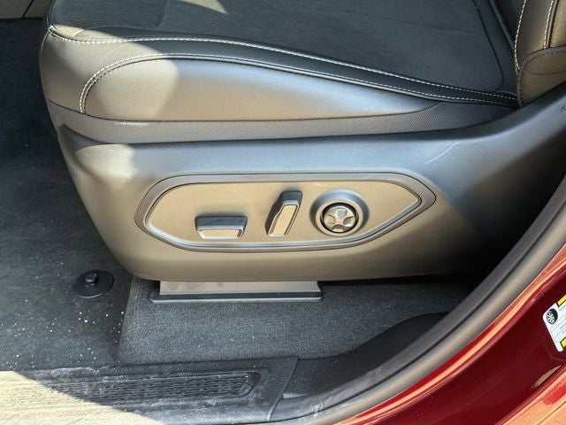 2025 Jeep Grand Cherokee L GRAND CHEROKEE L ALTITUDE X 4X2