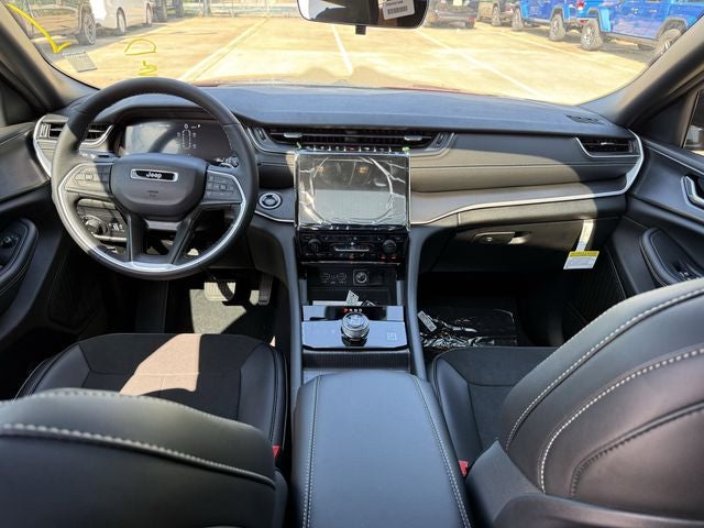 2025 Jeep Grand Cherokee L GRAND CHEROKEE L ALTITUDE X 4X2