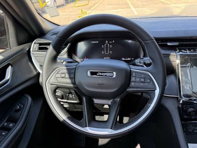 2025 Jeep Grand Cherokee L GRAND CHEROKEE L ALTITUDE X 4X2