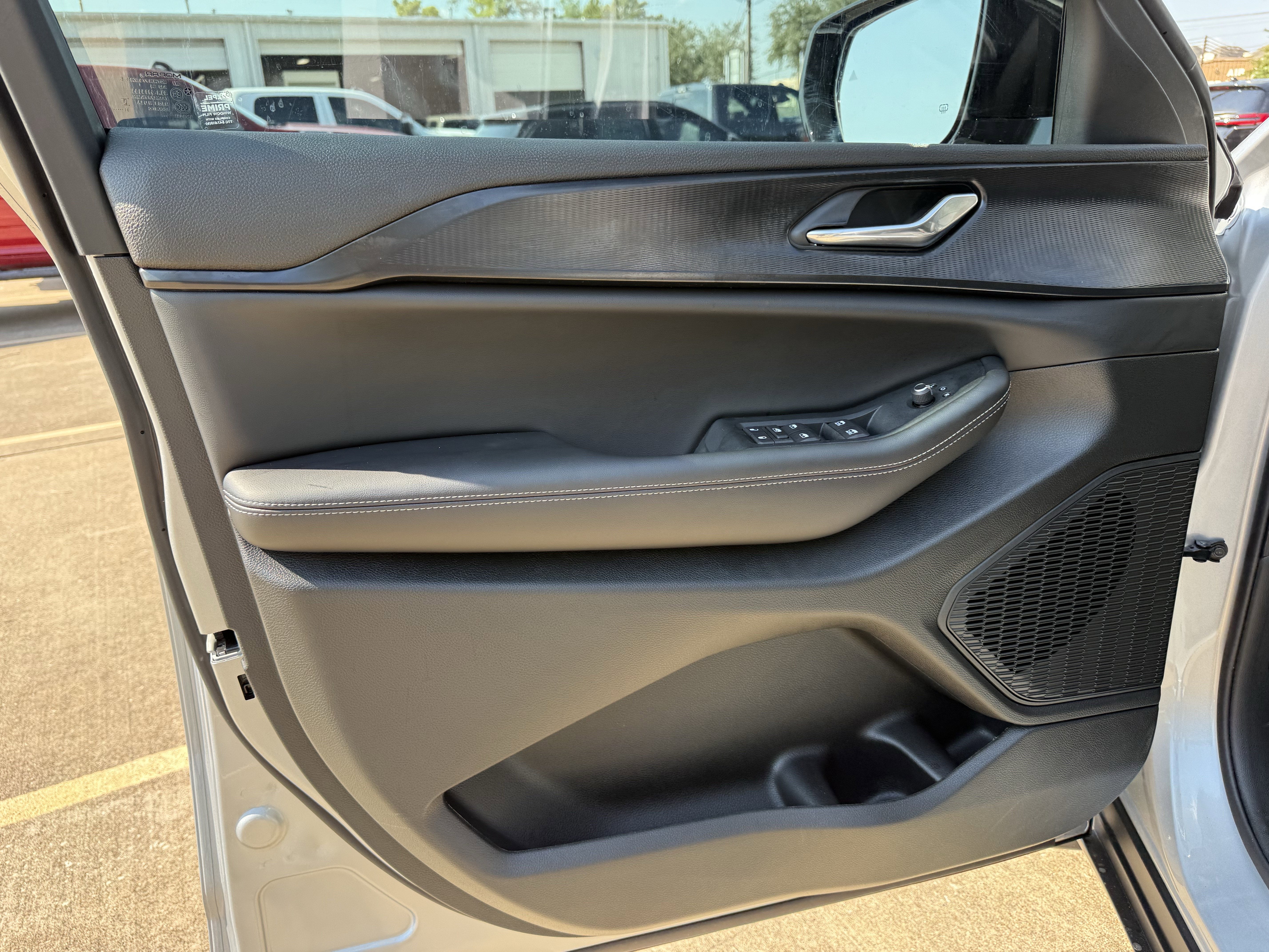 2025 Jeep Grand Cherokee L GRAND CHEROKEE L ALTITUDE X 4X2