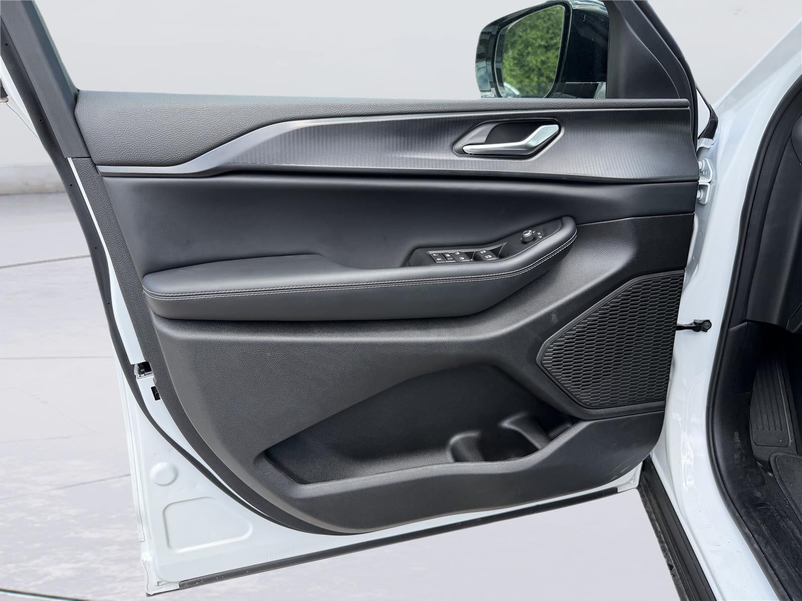 2025 Jeep Grand Cherokee L GRAND CHEROKEE L ALTITUDE X 4X2